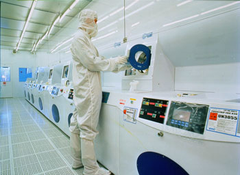 Micronova clean room facilities.